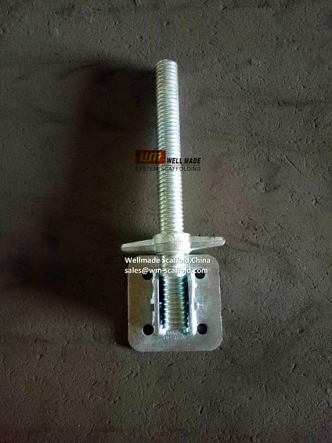 swivel jack scaffold leveling base for slope surface construction of tank boiler and aqueducts - www.wm-scaffodlc.com china lead scaffold factory manufacturer exporter - scaffold parts and components 